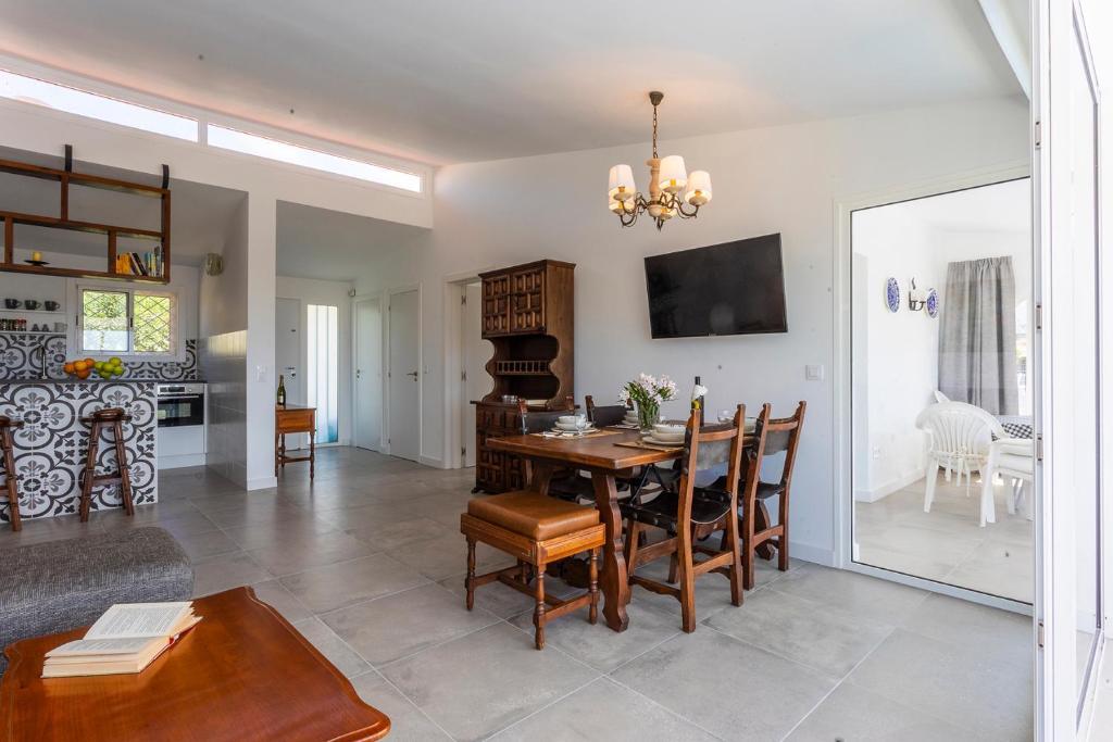 Villa Azure Horizon And Breeze - Panoramic Ocean View And Heated Pool Chayofa Eksteriør bilde