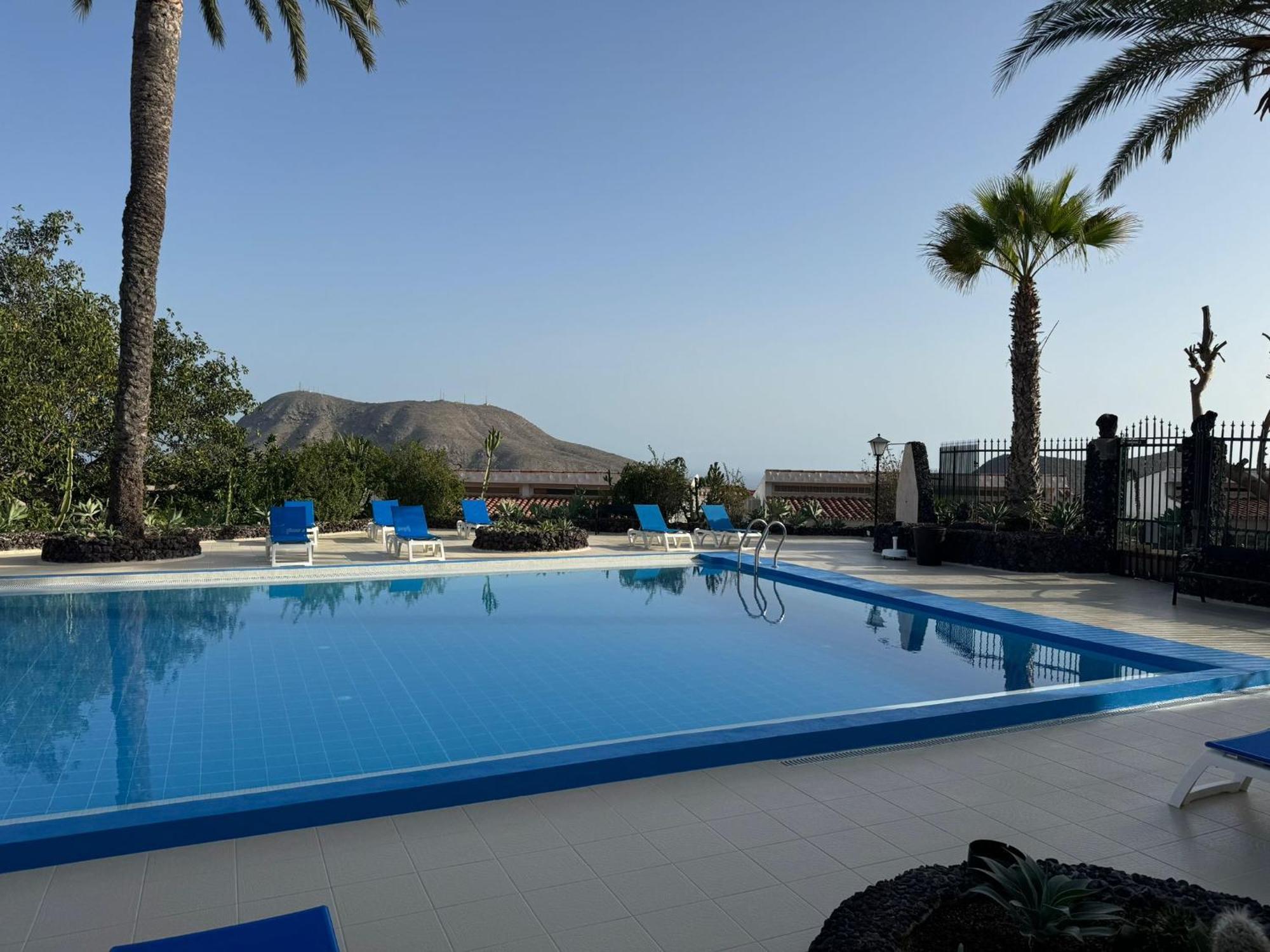 Villa Azure Horizon And Breeze - Panoramic Ocean View And Heated Pool Chayofa Eksteriør bilde